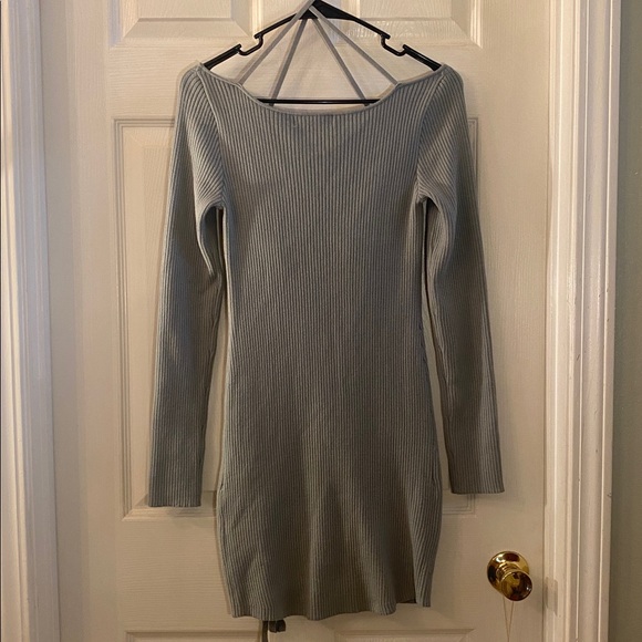 Urban Outfitters Sage Green Long Sleeve Sweater Dress NWTs - Picture 9 of 14